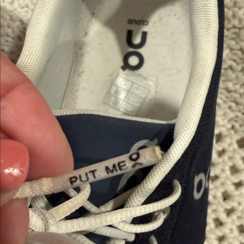 On Cloud M 12.5  Running Men's Dark Blue Athletic Shoes - Picture 9 of 9